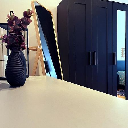 The Lighthouse - Central Apartment Аоста Екстер'єр фото